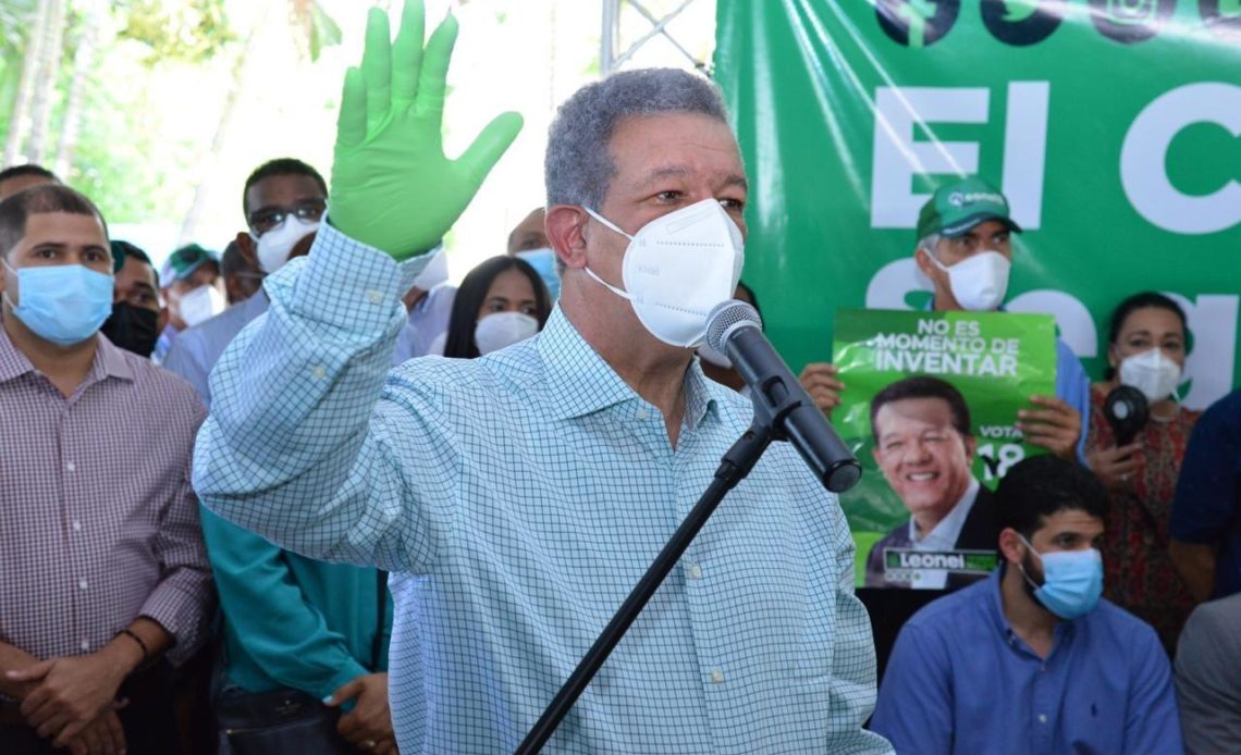 Leonel dice Danilo es un «irresponsable» por imponer un candidato que no está capacitado