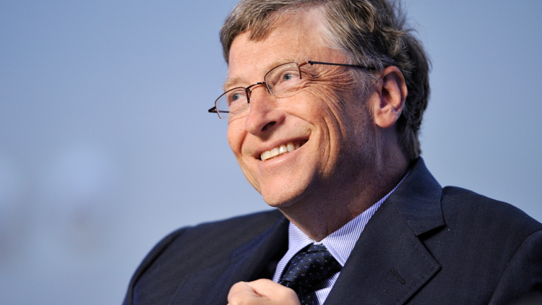 Bill Gates revela las 4 profesiones que sobrevivirán al avance de la IA